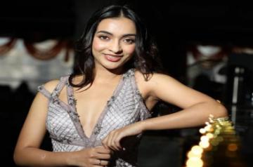 Actress Amrin Qureshi.