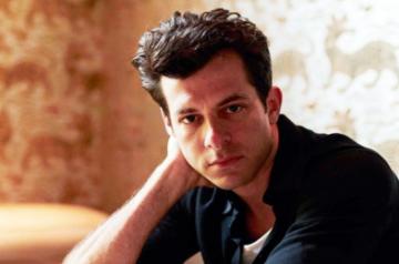 Mark Ronson.