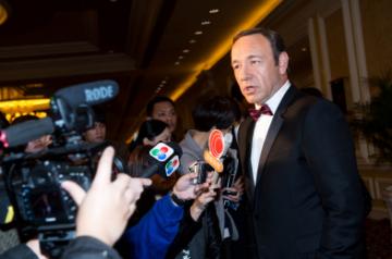 MACAO, March 16, 2014 (Xinhua) -- "House of cards" star, actor Kevin Spacey speaks to reporters during a charity ball held in Macao, south China, March 15, 2014.(Photo: Xinhua/Cheong Kam Ka/IANS)