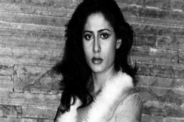 On his late mother and veteran actress Smita Patil's 64th birth anniversary, her actor-son Prateik Babbar shared two photographs of his "gorgeous lady".
