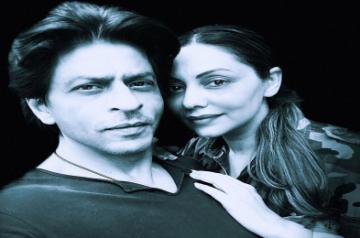 Superstar Shah Rukh Khan knows the best how to touch someone's heart, and when it comes to show his affection towards his closed ones, the "Kal Ho Na Ho" actor leaves no opportunity. On the occasion of his 28th wedding anniversary on Friday, SRK penned a beautiful post for his wife Gauri Khan.
