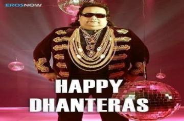 Veteran actor Rishi Kapoor used an image of singer-composer Bappi Lahiri wearing lots of gold chains to send in his good wishes for Dhanteras on social media. The actor is quite active on social media and often posts funny memes. He got a bit disconnected from the social media during his cancer treatment in New York.