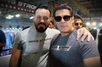 Superstar Salman Khan never leaves a chance to express his love for his closed ones on social media, and this time he took out a moment to appreciate his bond with his personal bodyguard Shera.