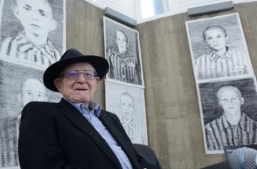 ZAGREB, Jan. 26, 2016 (Xinhua)-- The producer of the Oscar Award film Schindler List, Branko Lustig attends the news conference for the exhibition Drawing Against Oblivion in Zagreb, capital of Croatia, Jan. 26, 2016. The exhibition of works by Austrian painter Manfred Bockelmann, displaying portraits of the 60 children killed in Nazi death camps, mostly Auschwitzby, will be opened on International Holocaust Remembrance Day, Jan. 27, 2016. (Xinhua/Miso Lisanin/IANS)