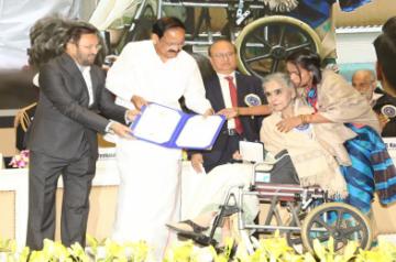 New Delhi: Actress Surekha Sikri receives Best Supporting Actress Award for the film "Badhaai Ho" from Vice President M. Venkaiah Naidu and Union Information and Broadcasting Minister Prakash Javadekar during 66th National Film Awards in New Delhi on Dec 23, 2019. (Photo: Amlan Paliwal/IANS)