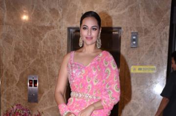 Mumbai: Actress Sonakshi Sinha at filmmaker Ramesh Taurani's Diwali bash in Mumbai on Oct 23, 2019. (Photo: IANS)