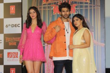 Mumbai: Actors Kartik Aaryan, Ananya Pandey and Bhumi Pednekar at the trailer launch of their upcoming film "Pati Patni Aur Woh" in Mumbai on Nov 4, 2019. (Photo: IANS)