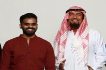 Bollywood actor Chunky Pandey, known to new-generation fans as Aakhri Pasta in the "Housefull" series, is set to make his Marathi film debut with "Vikun Taak".