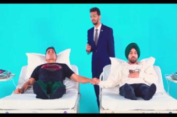 #GoodNewwz: Akshay, Diljit undergo labour pain test