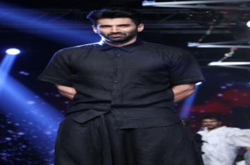 Mumbai, March 31 (IANS) Actor Aditya Roy Kapur has started preparing for his role in the upcoming sequel of "Ek Villain" through extensive discussions with director Mohit Suri over video calls.	(File Photo: IANS)