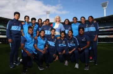 Ahead of T20 WC final, Katy Perry meets Harmanpreet & Co.