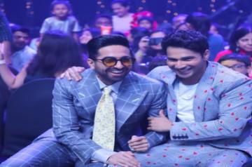 Varun Dhawan B'day: B-Town wishes 'guy with a heart of gold'.