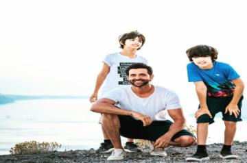 Mumbai, April 7 (IANS) Actor Hrithik Roshan has decided to provide 1.2 lakh nutritious cooked meals for those who are unable to provide for themselves in these times of COVID-19 lockdown.