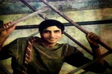 Big B shares pic from his first photoshoot.