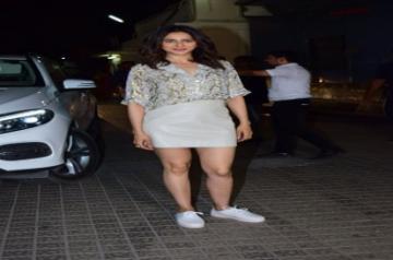 Mumbai, April 5 (IANS) Amid the lockdown due to the coronavirus crisis, actress Rakul Preet Singh is helping over 200 families living in a slum close to her home in Gurugram. She says that it is a "small effort" to express her gratitude.