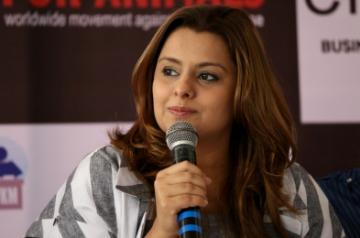 Mumbai, May 25 (IANS) Producer Deepshikha Deshmukh has been teaching her children the importance of organic farming in Latur during the lockdown.	(File Photo: IANS)
