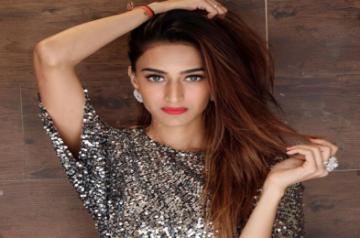 Erica Fernandes.
