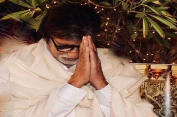 Mumbai, May 6 (IANS) Amitabh Bachchan's granddaughter Navya graduated from college in New York on Wednesday, and the former took to social media to pen a congratulatory message. Big B shared how they celebrated Navya's big day at his Jalsa home since the graduation ceremony has been stalled due to the COVID-19 pandemic.