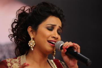 Shreya Ghoshal: I am not a born composer