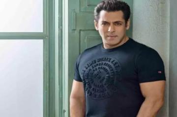 Mumbai, June 17 (IANS) Late actress Jiah Khans mother Rabia Khan has condoled the death of actor Sushant Singh Rajput, and slammed Bollywood for its bullying culture. She also recalled the time when superstar Salman Khan tried to sabotage the investigation of her daughters suicide in 2015 and protect Sooraj Pancholi with his power.