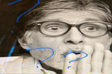 Mumbai, June 20 (IANS) A differently-abled young fan of Amitabh Bachchan has created a painting of the actor, that too with his feet!