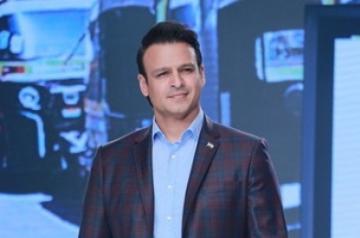 Mumbai, June 16 (IANS) Bollywood actor Vivek Oberoi, who attended late actor Sushant Singh Rajput's funeral on Monday, has expressed pain at the young actor's untimely demise.	 (File Photo: IANS)
