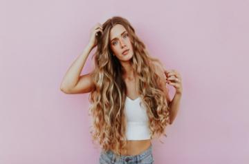 Hair tips to combat monsoon hair woes