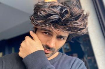 Actor Kartik Aaryan recalled the time when he jumped barricades to meet actress Sagarika Ghatge, in order to request her to convey a message to superstar Shah Rukh Khan.