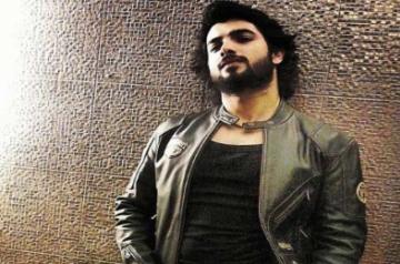 Sharad Malhotra: 'Social distancing' the new sad word of 2020.