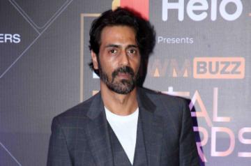 Mumbai: Actor Arjun Rampal at the Red Carpet of MTV - IWMBuzz Digital Awards 2019 in Mumbai on Nov 12, 2019. (Photo: IANS)