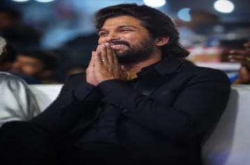 Hyderabad, July 4 (IANS) Telugu superstar star Allu Arjun took to social media to share the moment of his daughter Arha taking baby steps.