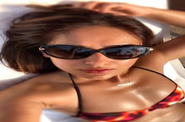 Ileana is missing 'pool days and getting gloriously toasted in the sun'