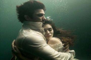 Mumbai, July 26 (IANS) It was not easy for Kriti Sanon to watch the last film of the late actor Sushant Singh Rajput.