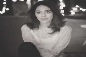 Pak actress Yasra Rizvi: I always longed for a boyfriend like SRK.