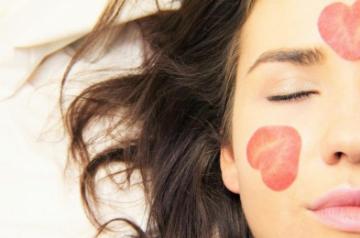 Peanut, coffee to give milk chocolate benefits of dark ones