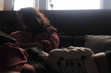 Twinkle Khanna gives a glimpse of her bookworm self.