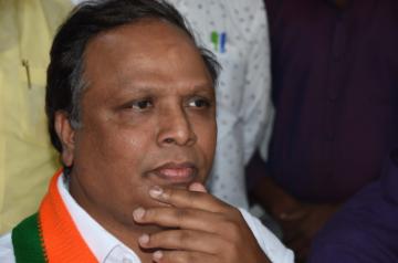 Mumbai: BJP MLA Ashish Shelar during a press conference in Mumbai on Nov 15, 2019. (Photo: IANS)