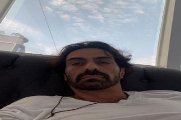 Manav Kaul, Anand Tiwari test positive on set, Rampal home quarantined.