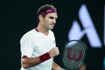 Roger Federer sings Beatles classic for commercial