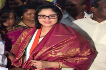 Nagma: Why hasn't NCB summoned Kangana Ranaut who admitted to taking drugs?.