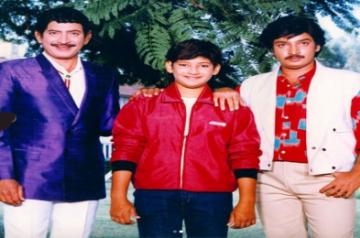 Mahesh Babu wishes brother Ramesh Babu on b'day, posts throwback pic.