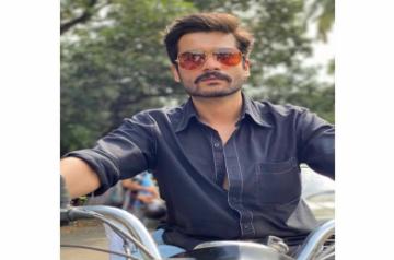 Sunny Kaushal's 'Hurdang' look inspired by Anil Kapoor of nineties
