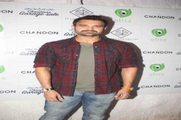 Mumbai, Oct. Oct 17 (IANS) The Oshiwara Police Station has registered a complaint alleging rape charges against veteran Bollywood actor Mithun Chakraborty's son and actor Mahaakshay alias Mimoh, an official said here on Saturday.