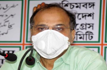 New Delhi, Oct 4 (IANS) In the wake of an AIIMS forensic report that said Bollywood actor Sushant Singh Rajput had died by suicide, senior Congress leader Adhir Ranjan Chowdhury on Sunday demanded the release of actress Rhea Chakroborty and alleged that she was a "victim of political conspiracy".