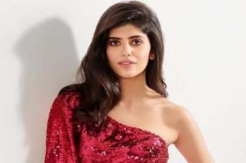 The Fault In Our Stars author John Green praises Sanjana Sanghi for Dil Bechara