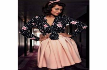 Sonakshi makes a style statement in 'retrospection'.