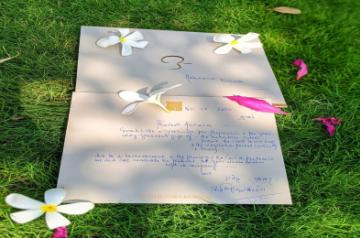 Aahana Kumra elated to receive a handwritten note from Amitabh Bachchan.