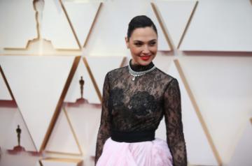 Gal Gadot enjoys nature at the farm