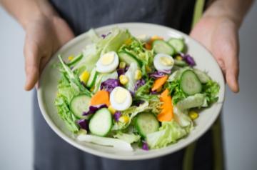 Vegans, vegetarians at higher risk of bone fractures: Study