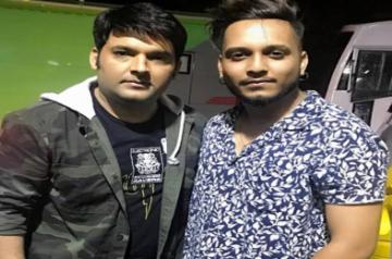Kapil Sharma's name inked on singer Oye Kunaal's hand, here's why.